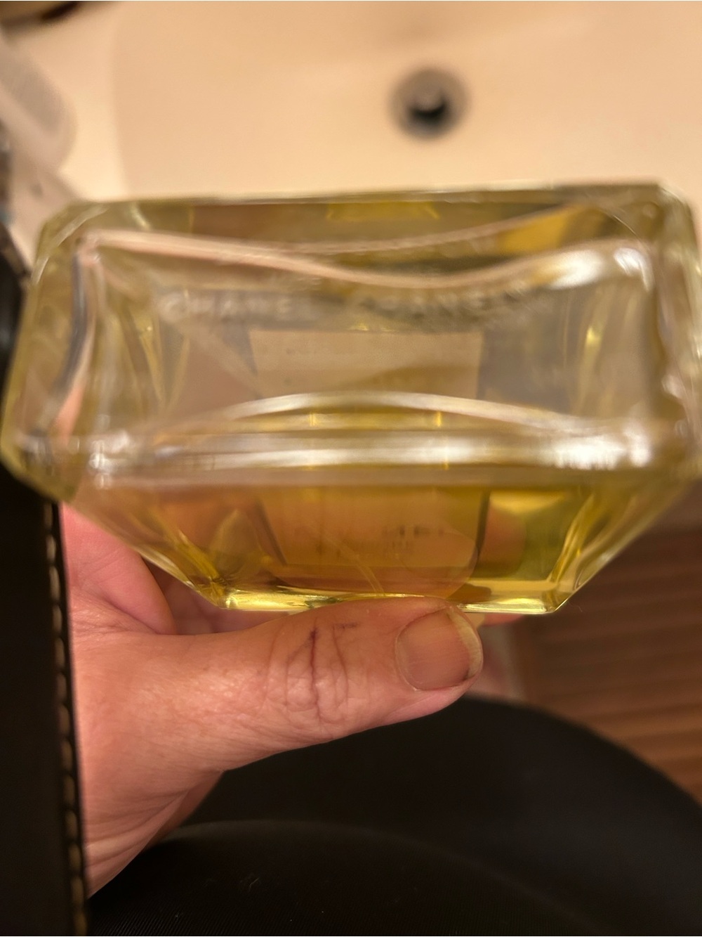 CHANEL No 19 3.4 ounces of parfum - Picture 3 of 6
